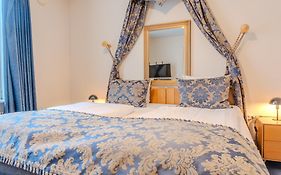 Hotel Palads Apartments